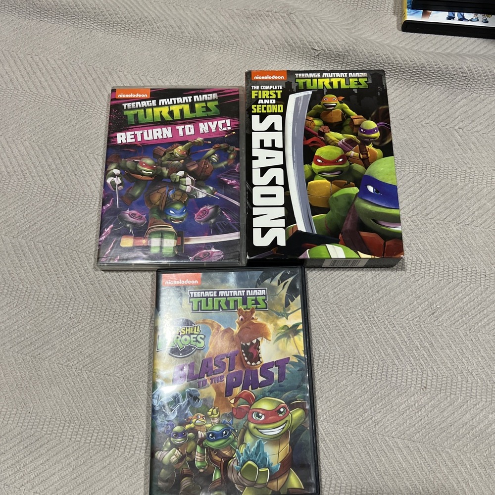 Teenage Mutant Ninja Turtles: The Complete First and Second Seasons + 2 Movies